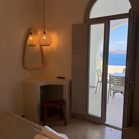 Kokkinos 3* Akrotírion